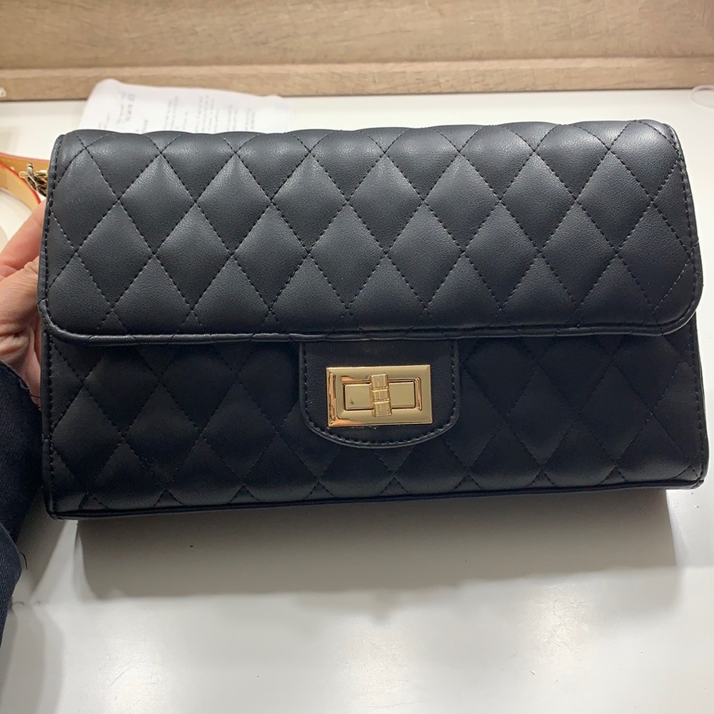 Shoulder bag